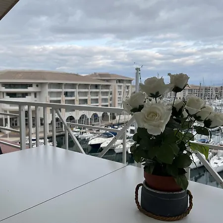 Lägenhet Le Must Cap Hermes, Incroyable Vue Sur Port, T2- Fréjus