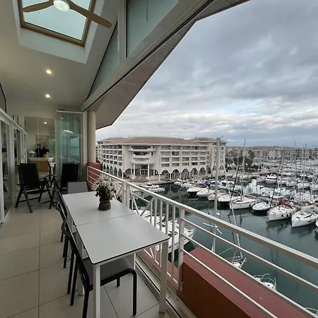 Le Must Cap Hermes, Incroyable Vue Sur Port, T2- *