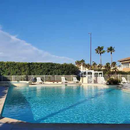 Le Must Cap Hermes, Incroyable Vue Sur Port, T2- Fréjus