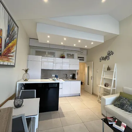 Le Must Cap Hermes, Incroyable Vue Sur Port, T2- Appartement