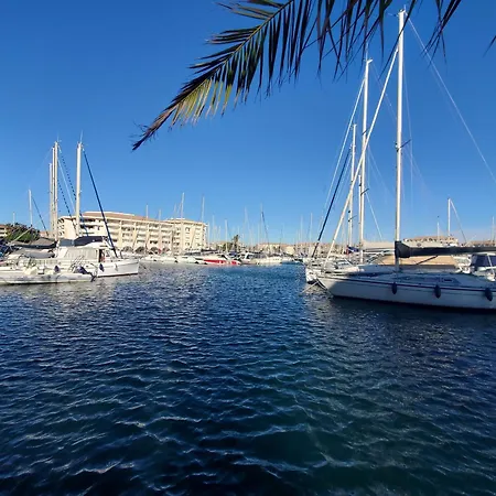 Le Must Cap Hermes, Incroyable Vue Sur Port, T2- Fréjus